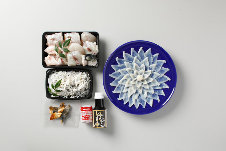 メーカー直送品 とらふく料理セット 〈FR-100F12Z〉 食品 グルメ 産地直送品 お年賀 成人式内祝 とらふぐ料理セット（27cm皿3人前）冷蔵 朝獲れ活締め ふぐ フグ 刺身 ふぐ刺し ふぐ鍋 お歳暮 ギフト お取り寄せグルメ 山口県 |  やまぐち旬彩 海峡本舗